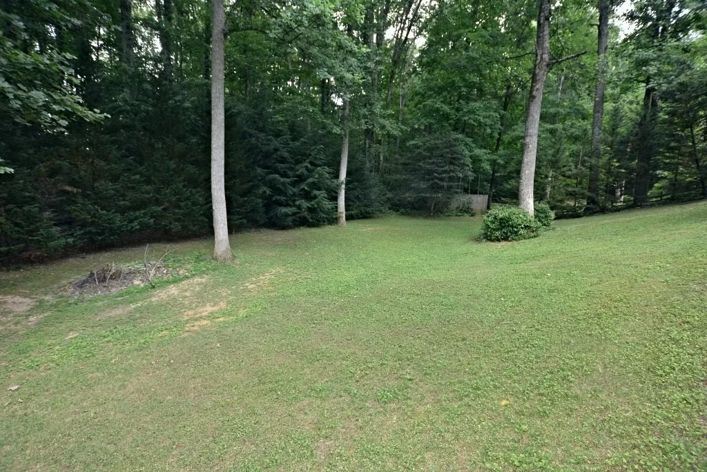 Photo of 1701 White Oak Drive