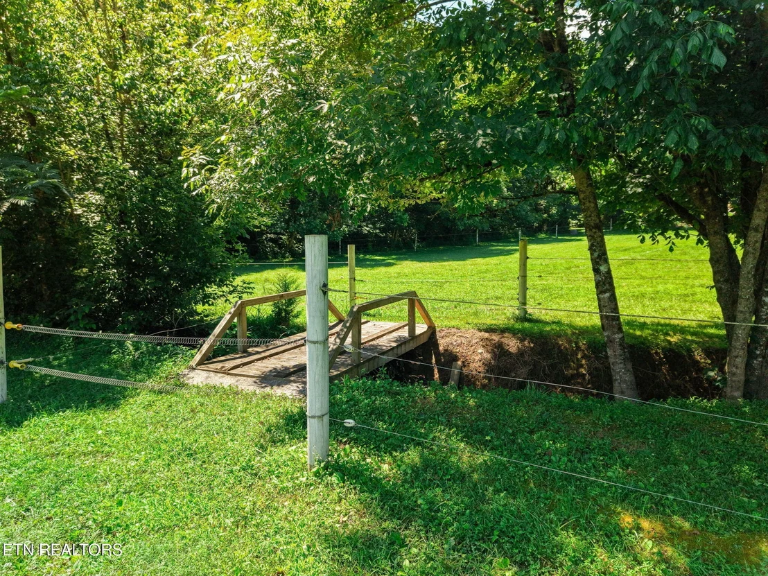 Photo of 3000 Upper Caney Valley Rd