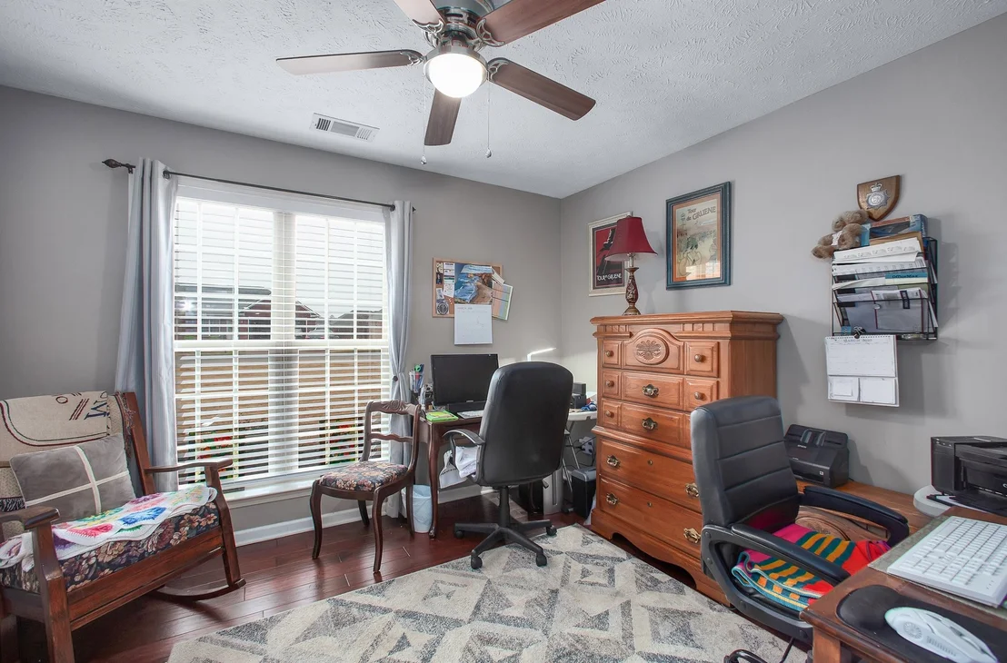 Photo of 507 Summit Dr