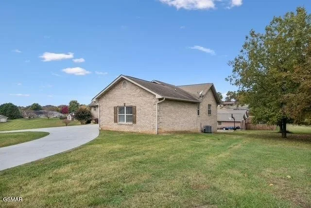 Photo of 734 Southview Circle