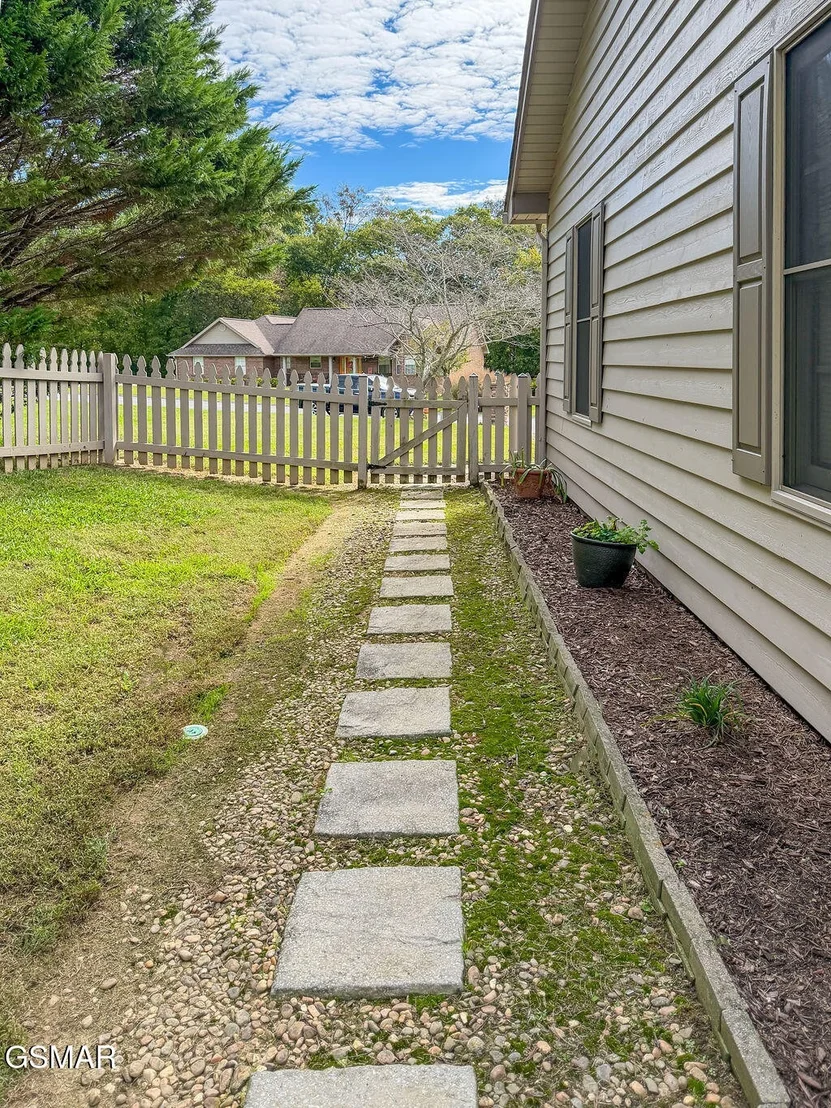 Photo of 625 Riverbrook Drive
