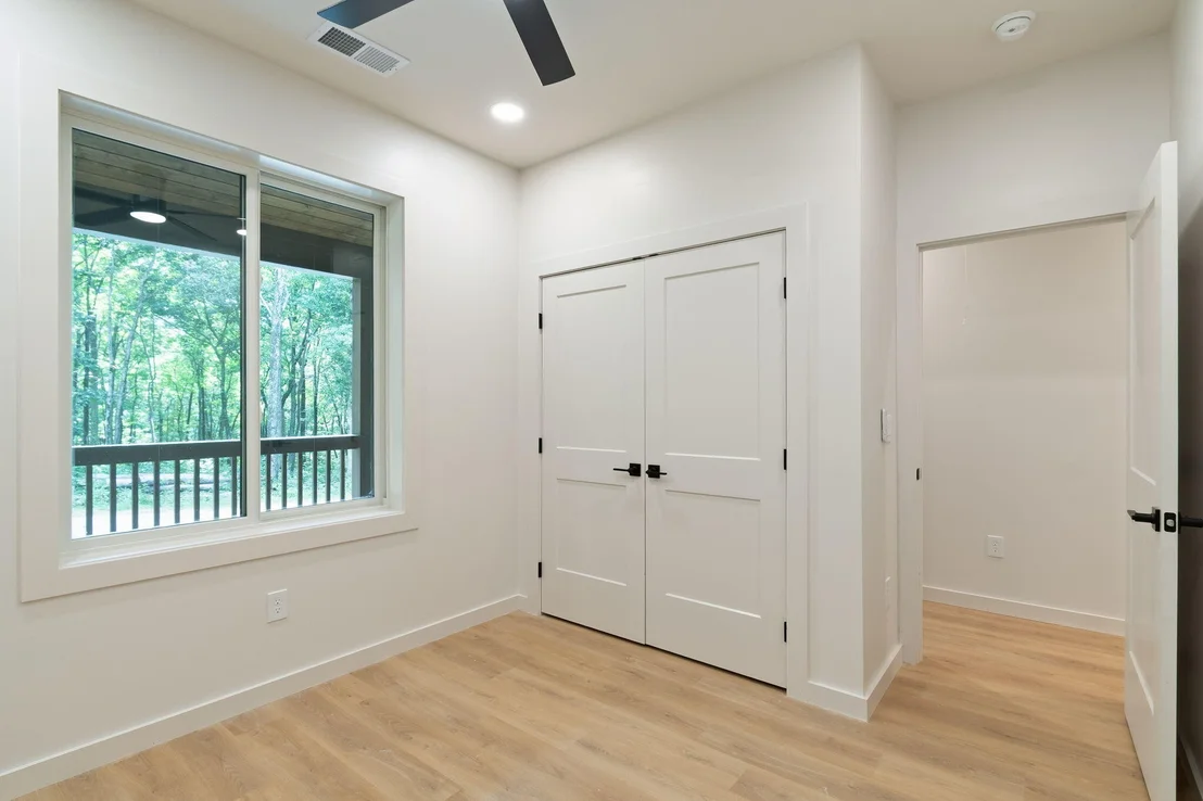 Photo of 900 Valley View Drive
