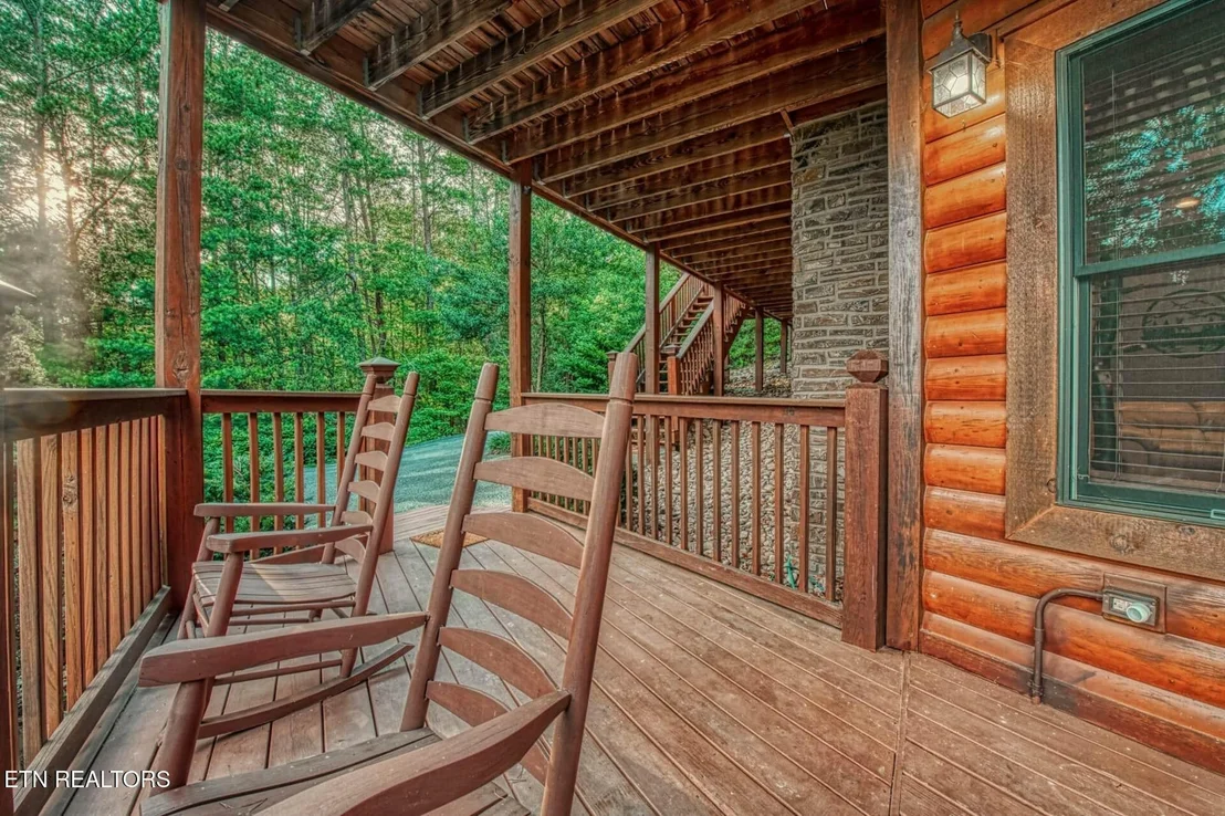 Photo of 210 Meghans Way