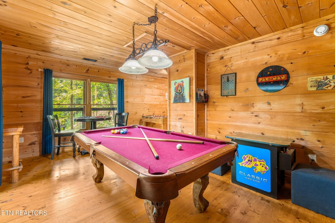 Photo of 2404 Balsam Circle