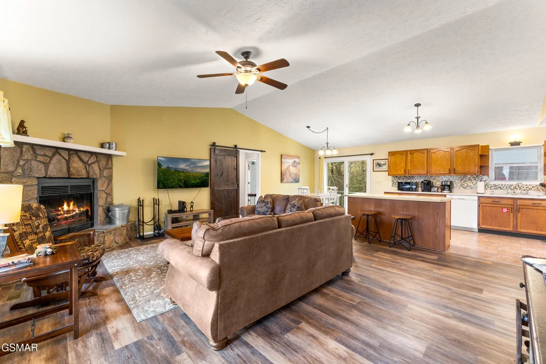 Photo of 3401 Barber Way