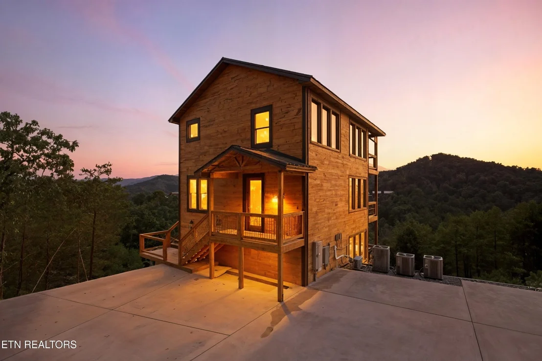 Photo of 2412 Mountain Ridge Way