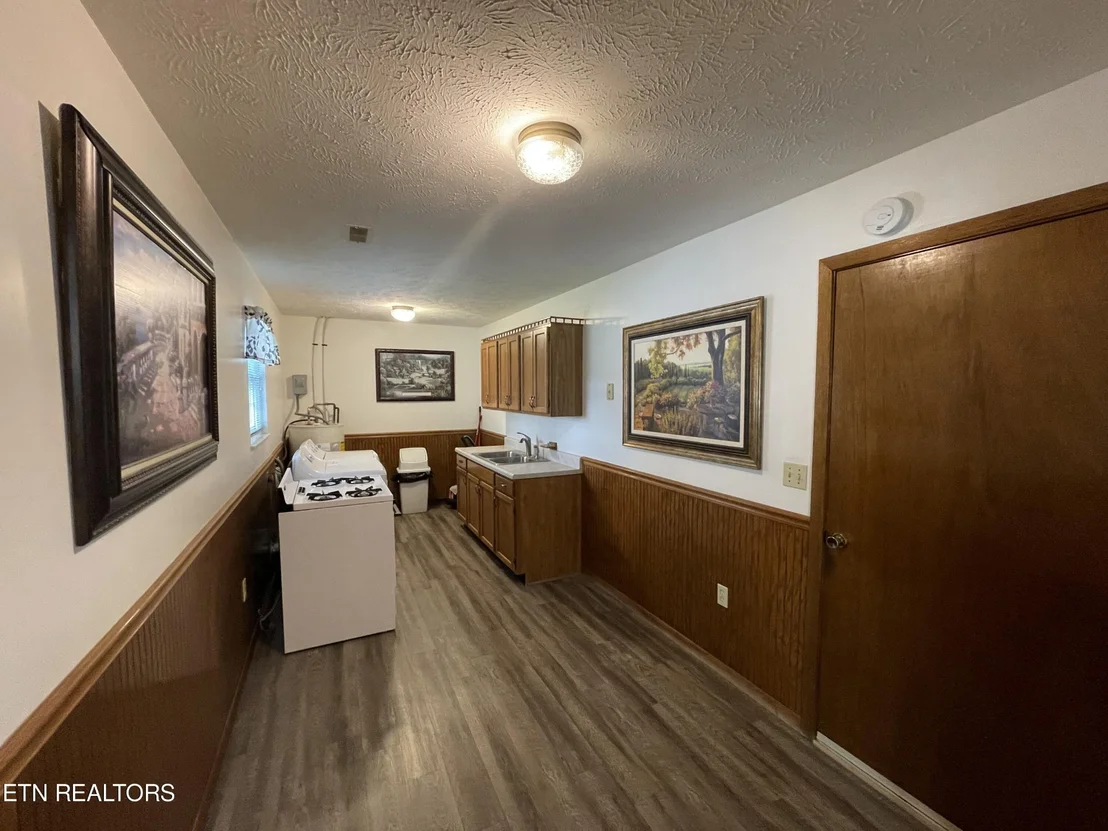 Photo of 421 Woods View Circle