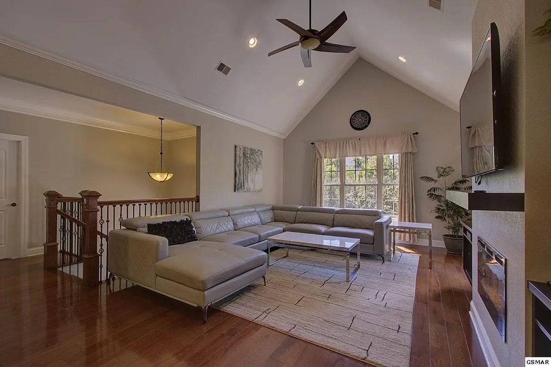 Photo of 712 Pleasant Valley Drive
