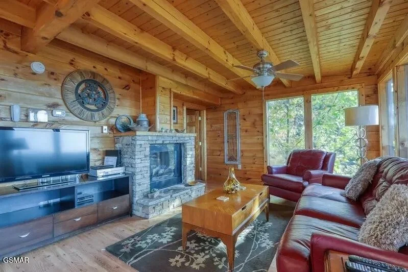 Photo of 2131 Paradise View Way