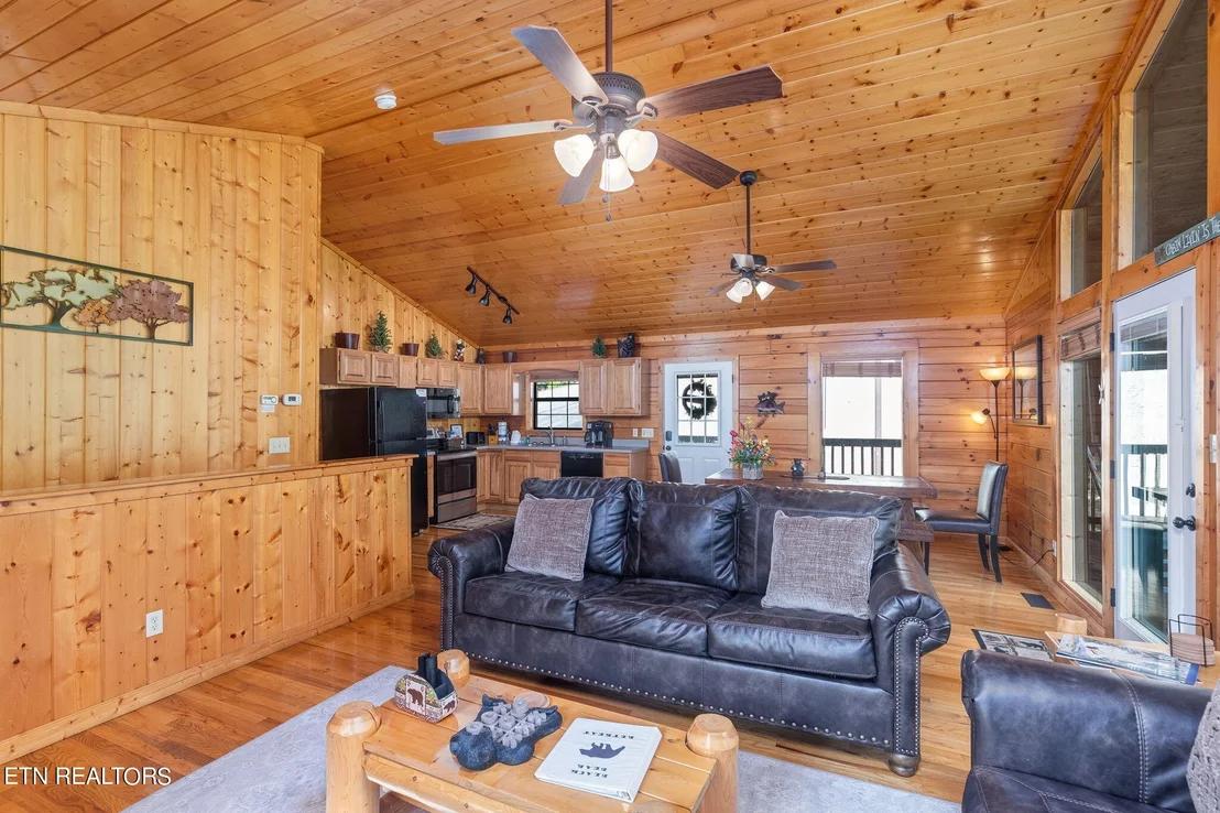 Photo of 1536 Bears Den Way