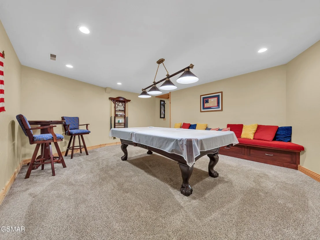 Photo of 838 Pinnacle Drive
