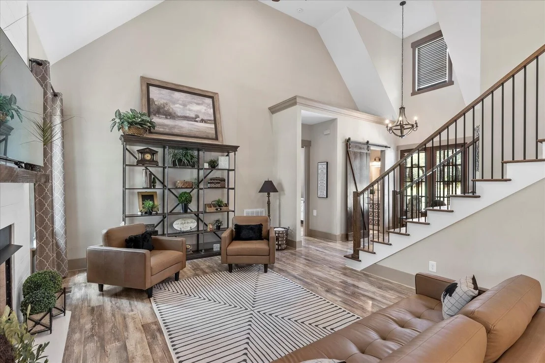 Photo of 8417 Pine Ridge Road