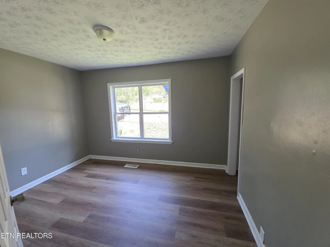 Photo of 115 Cedar Circle