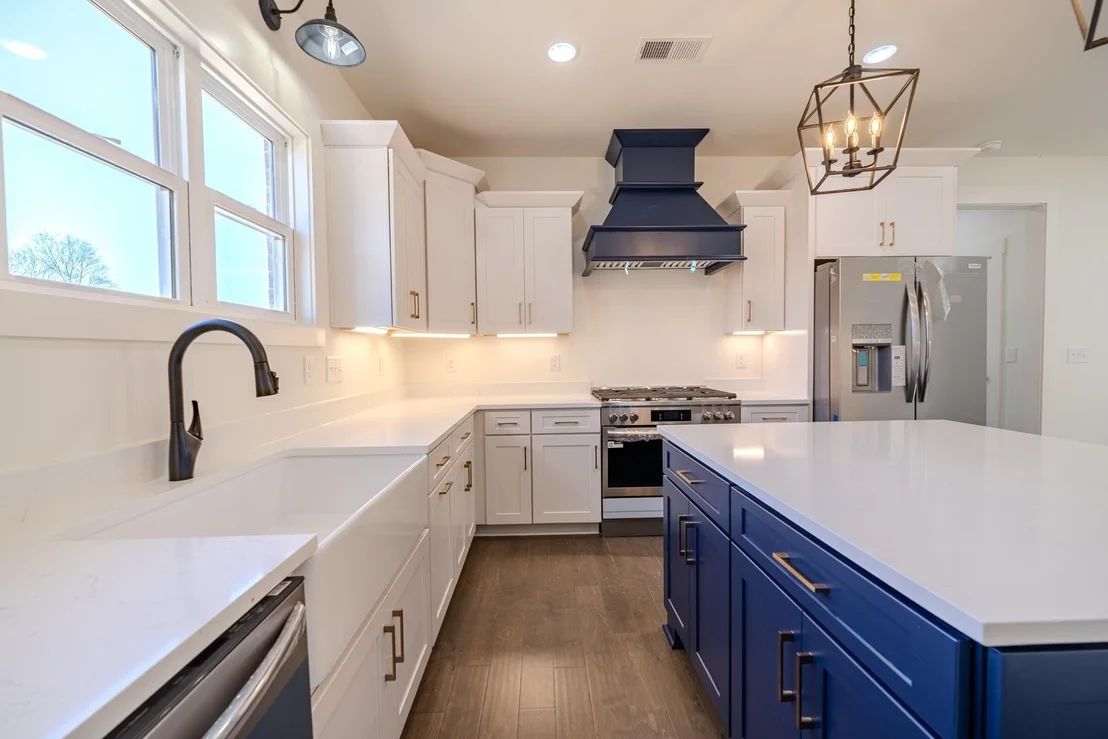 Photo of 200 BELVEDERE CIR
