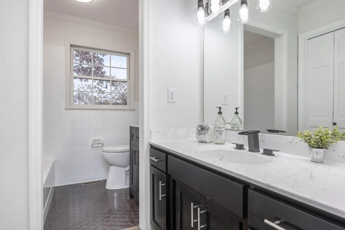 Photo of 3510 Edgewood Circle NW