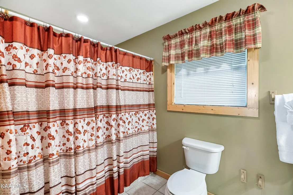 Photo of 4179 Chamberlain Lane