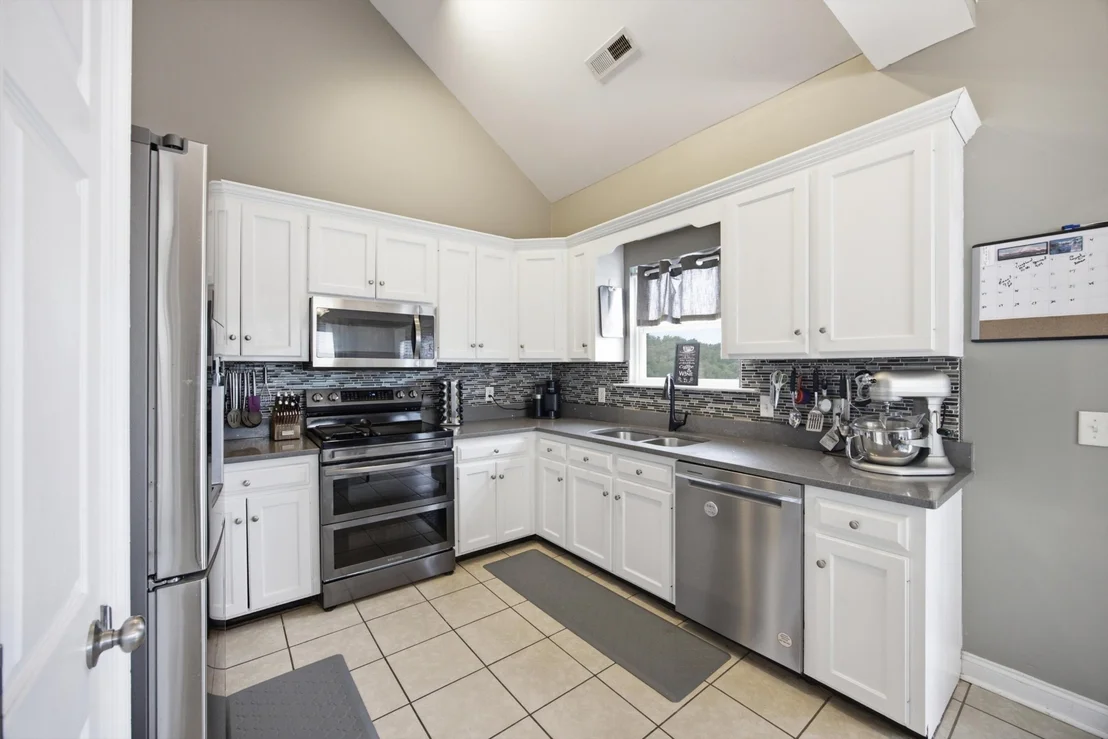 Photo of 898 Fuller Glen Circle