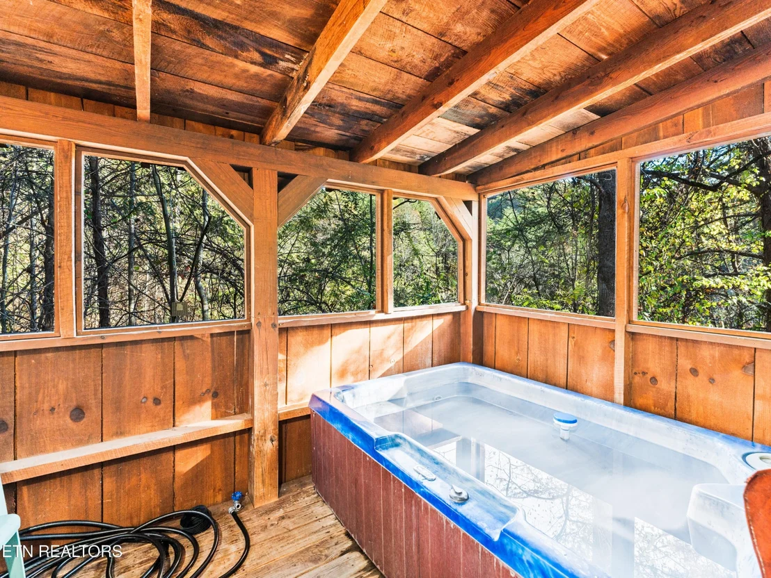 Photo of 1083 Bryan View Rd