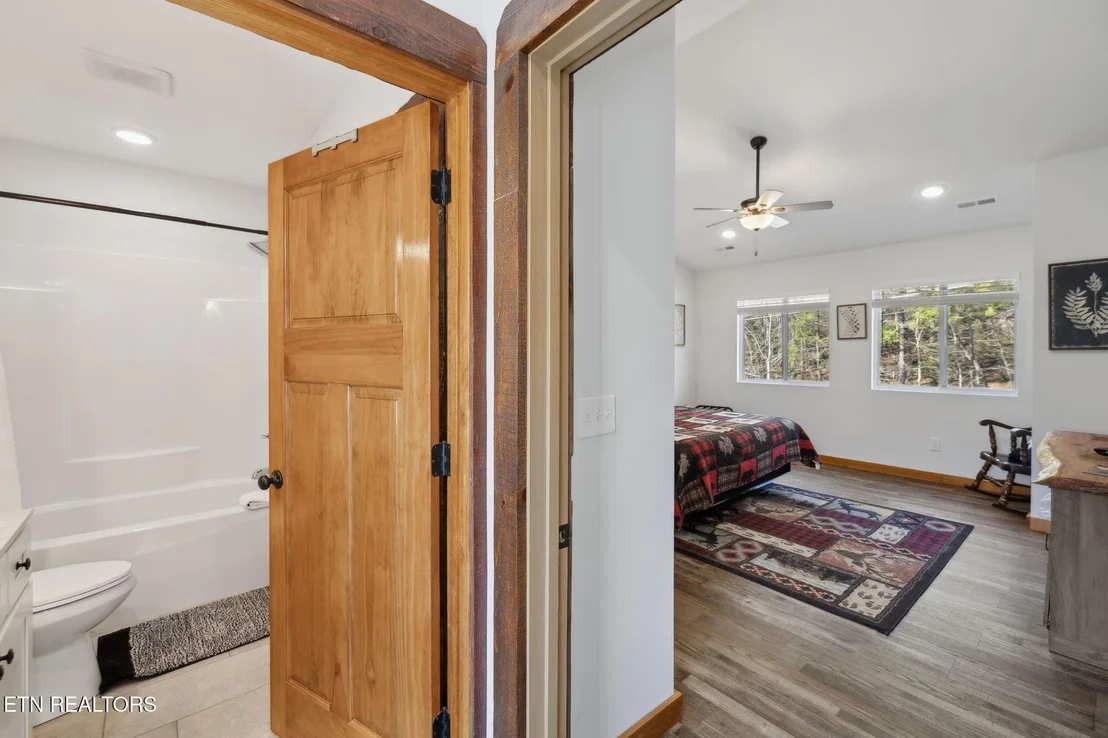 Photo of 330 Rainbow Circle