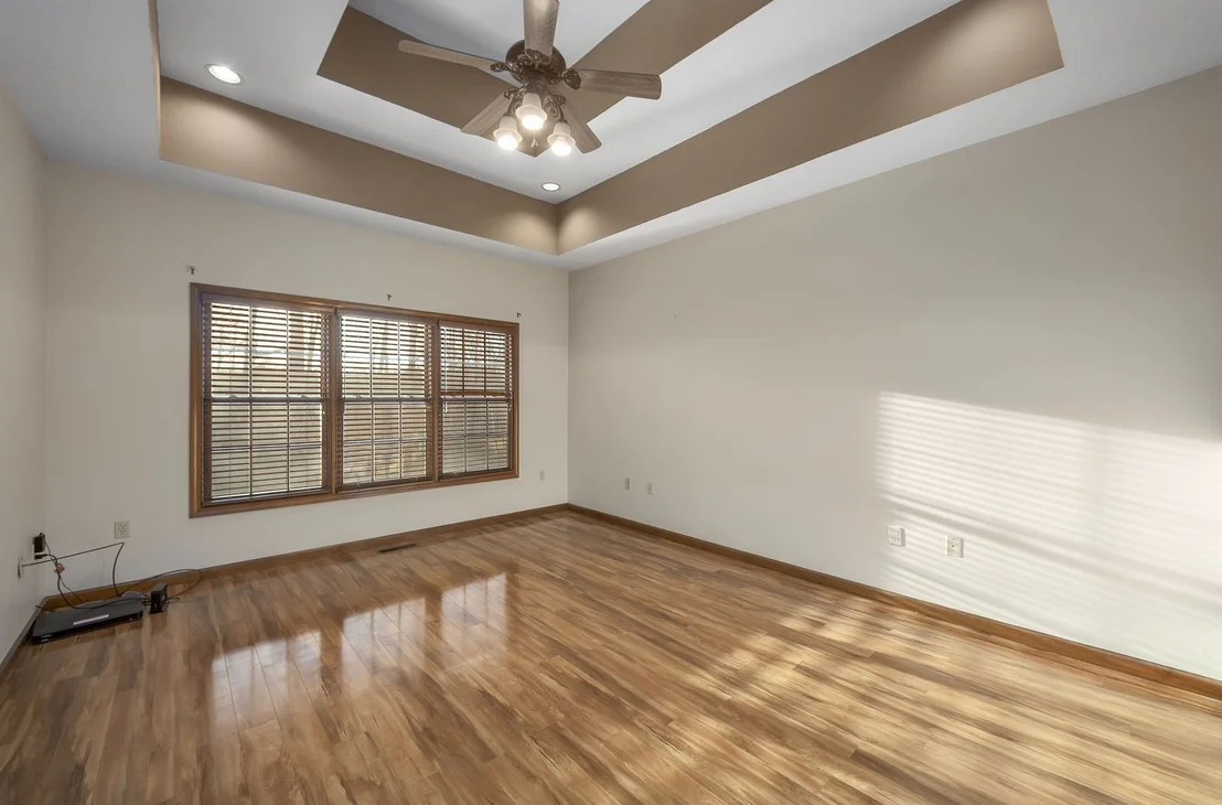 Photo of 40 Pine Cv