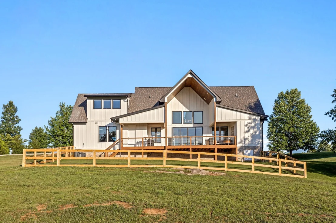 Photo of 925 Sunset Circle