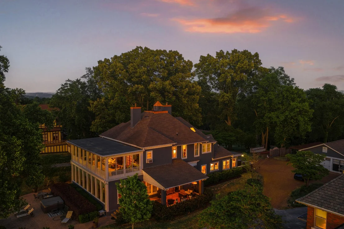 Photo of 46 N Crest Road