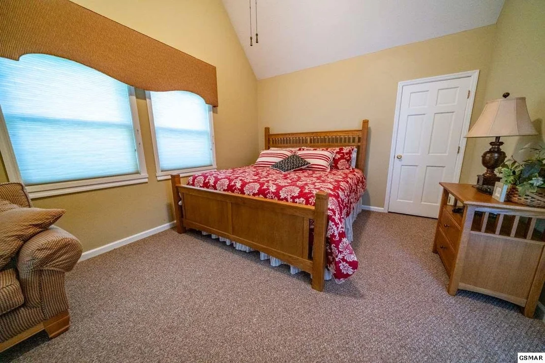 Photo of 1119 Gordon Way