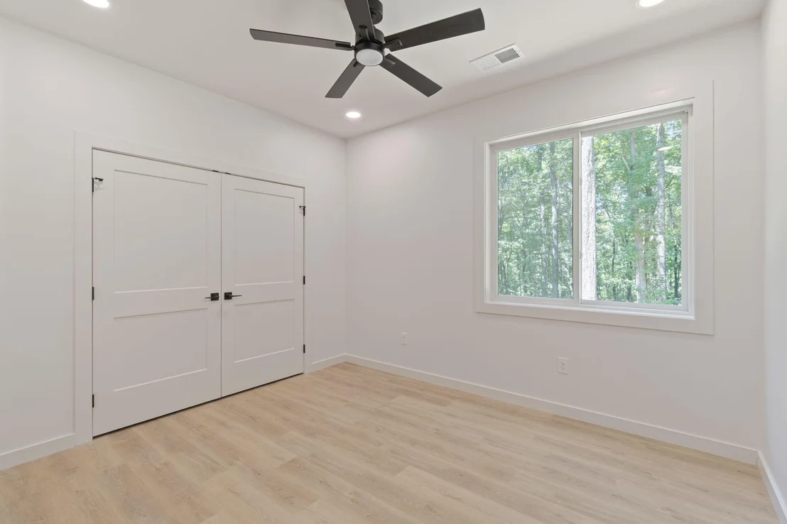 Photo of 824 Valley View Drive