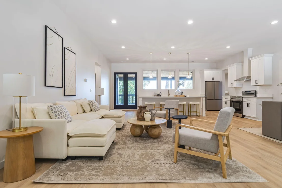Photo of 824 Valley View Drive