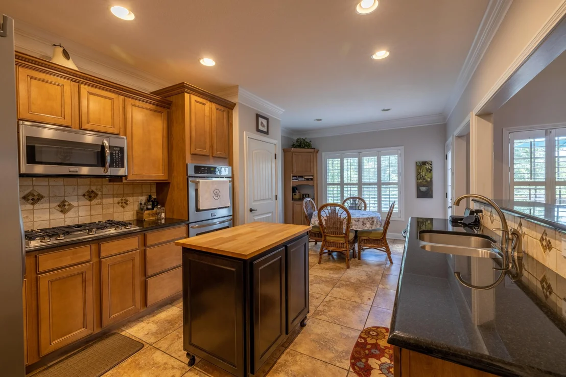 Photo of 5612 Bridgehampton Drive