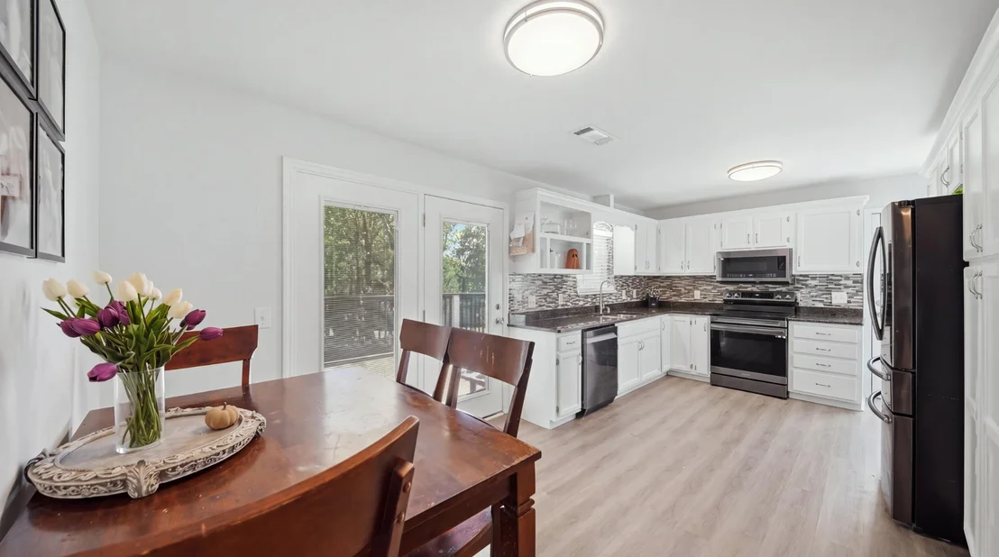 Photo of 4702 Enterprise Lane