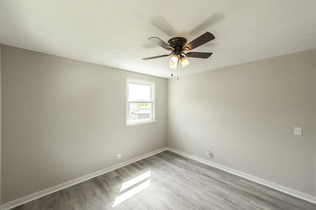 Photo of 709 Perry Dr