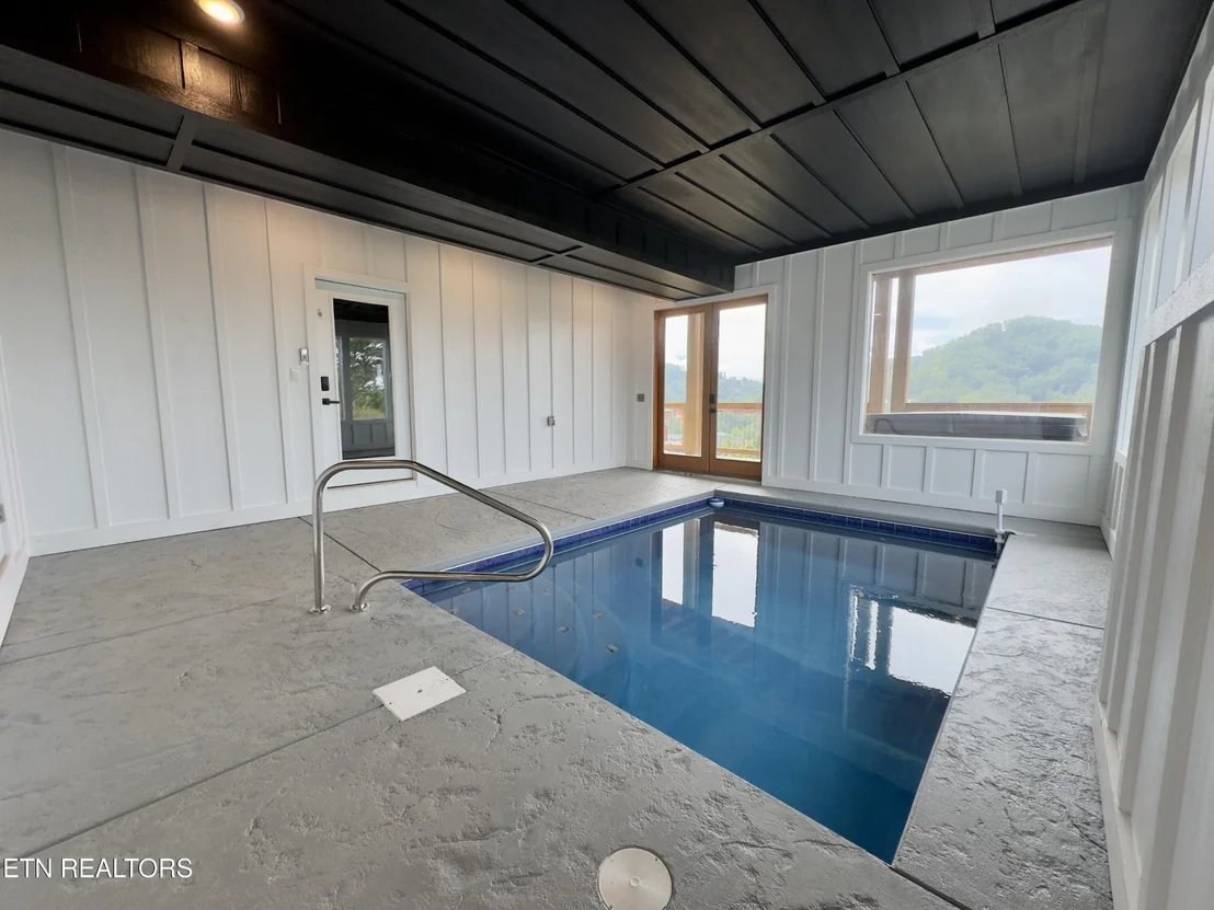 Photo of 2412 Mountain Ridge Way