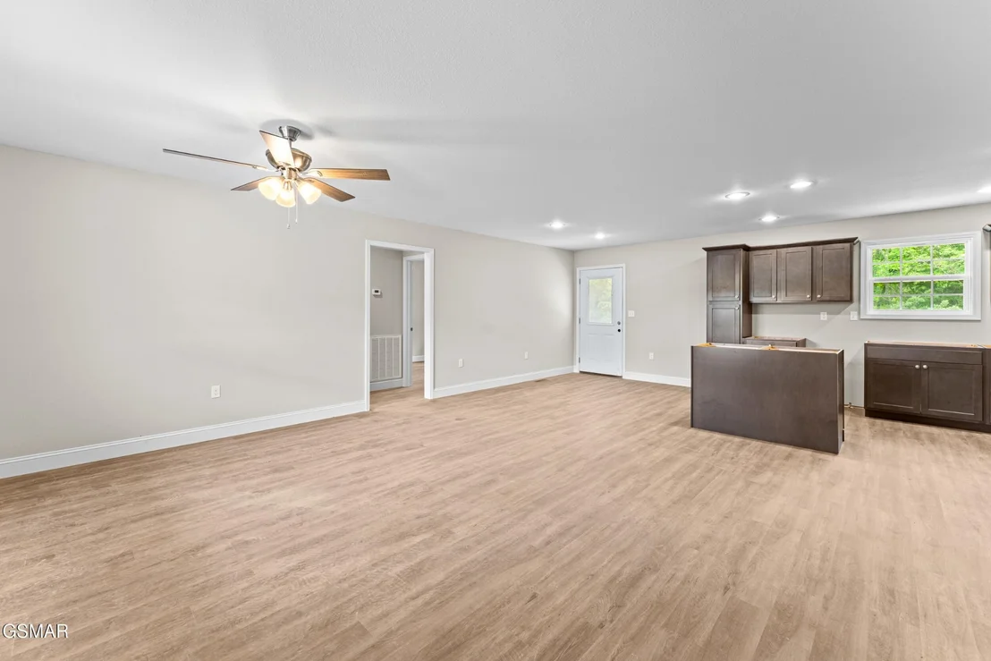 Photo of 1033 Cedar Ln