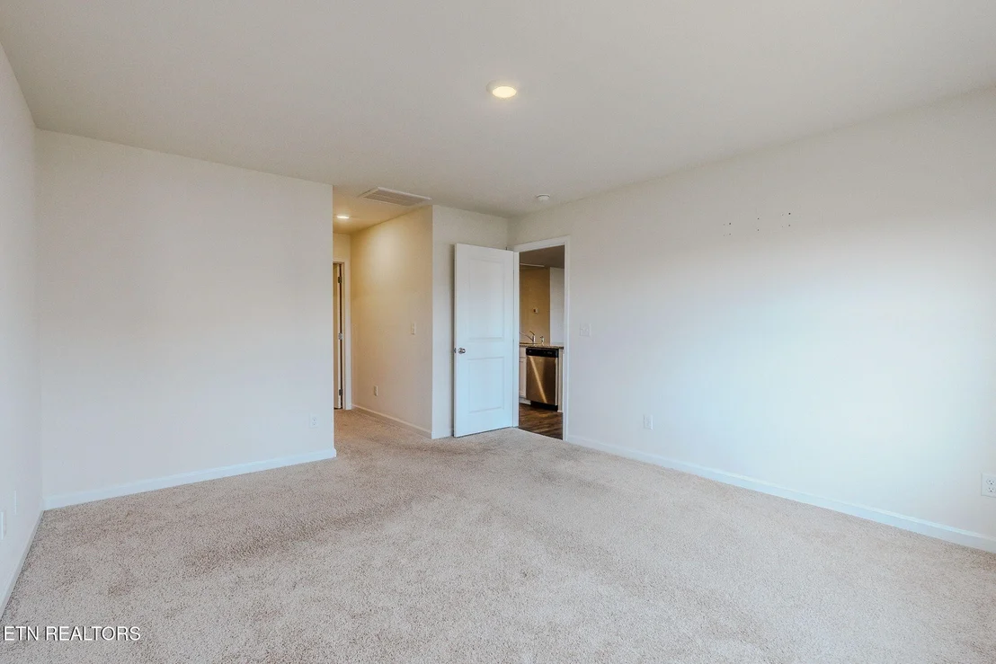 Photo of 2540 Lucille Lane