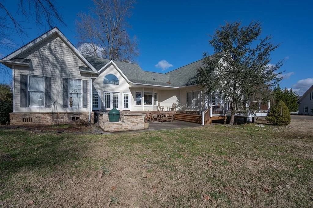 Photo of 2970 Deep River Road