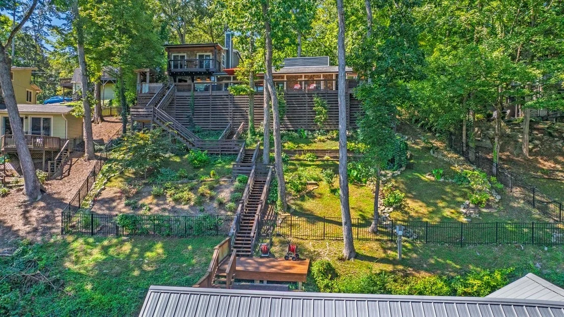 Photo of 7421 Savannah Dr