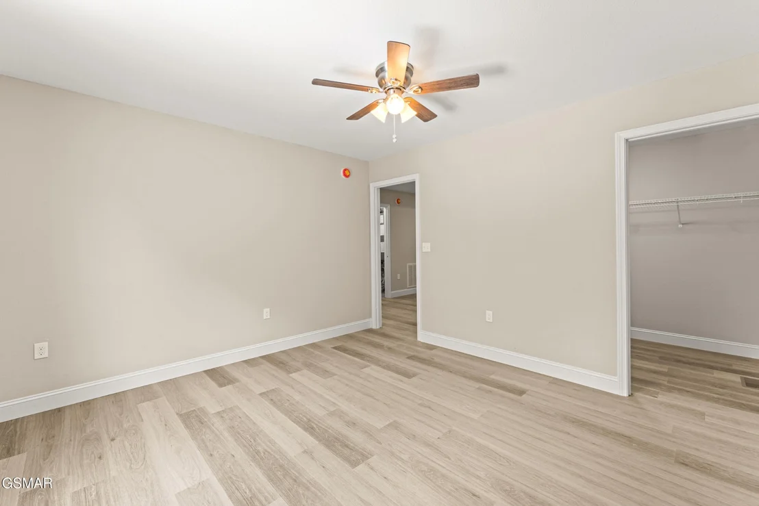 Photo of 1039 Cedar Ln