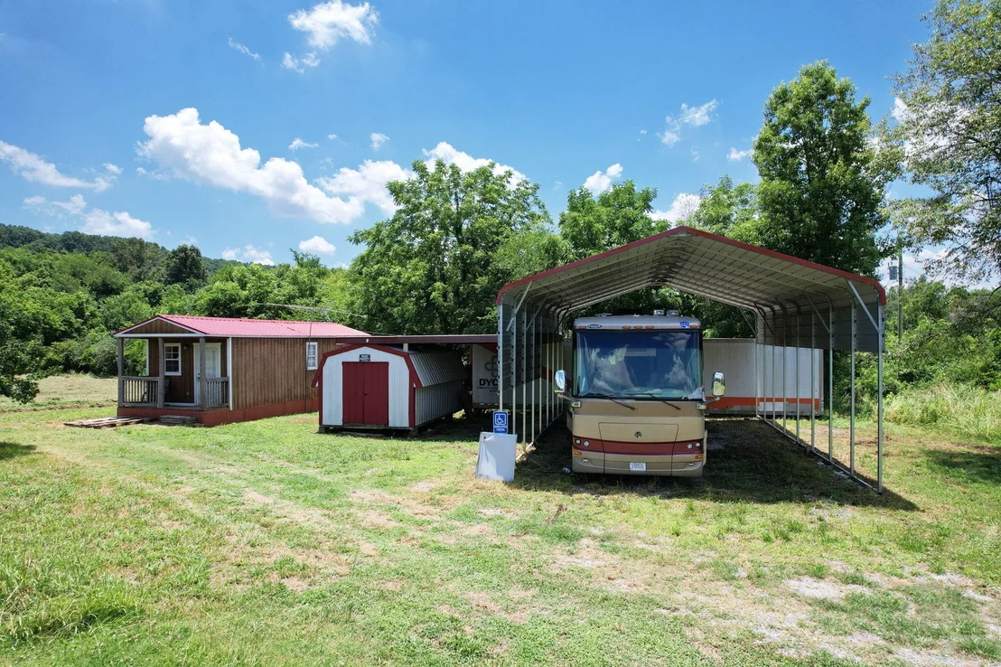 Photo of 370 County Road 116