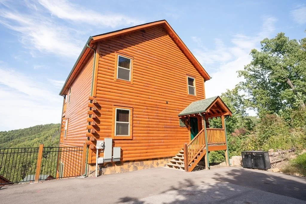 Photo of 1112 N Trail Drive