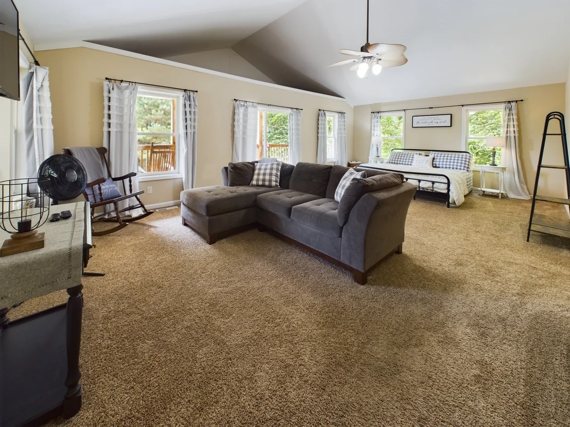 Photo of 73 Mingo Dr