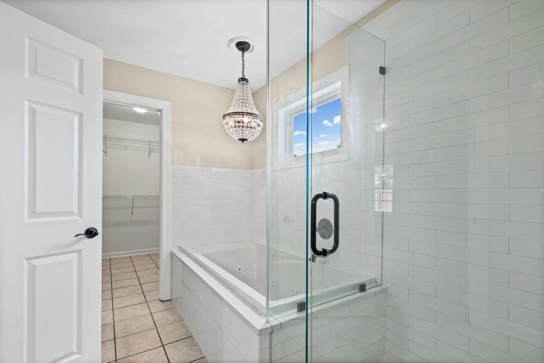 Photo of 371 BRIERHEDGE RD