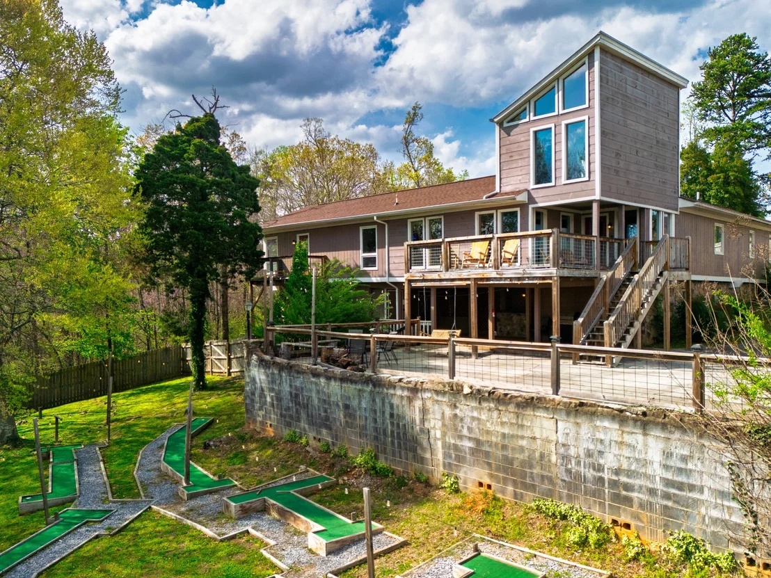 Photo of 812 Starlight Ln