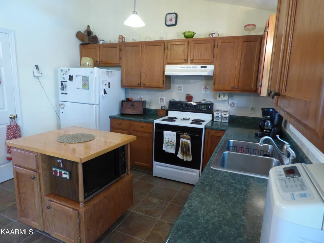 Photo of 302 Parkview Drive