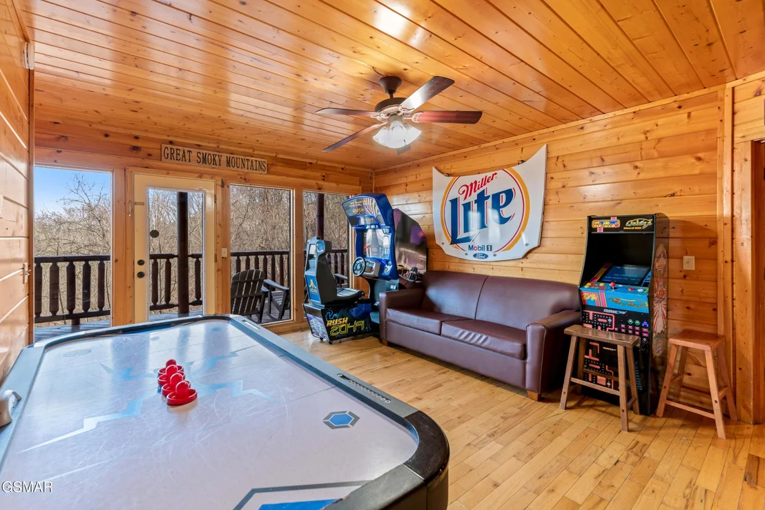 Photo of 1549 Bears Den Way