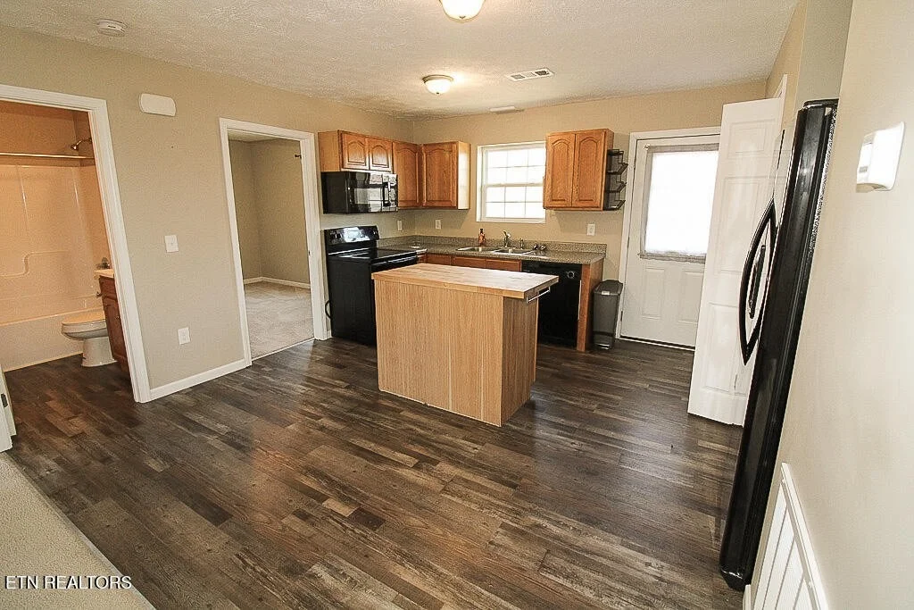 Photo of 1031 Rosella Drive