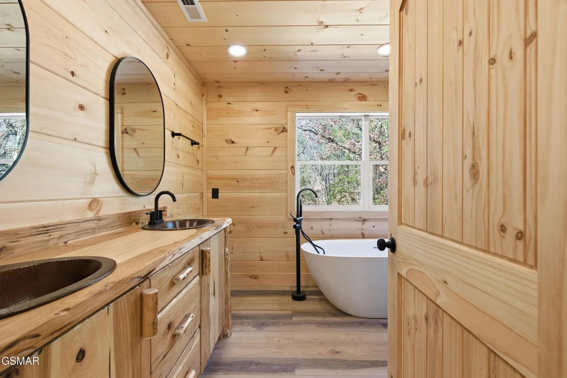 Photo of 608 Cedar Road