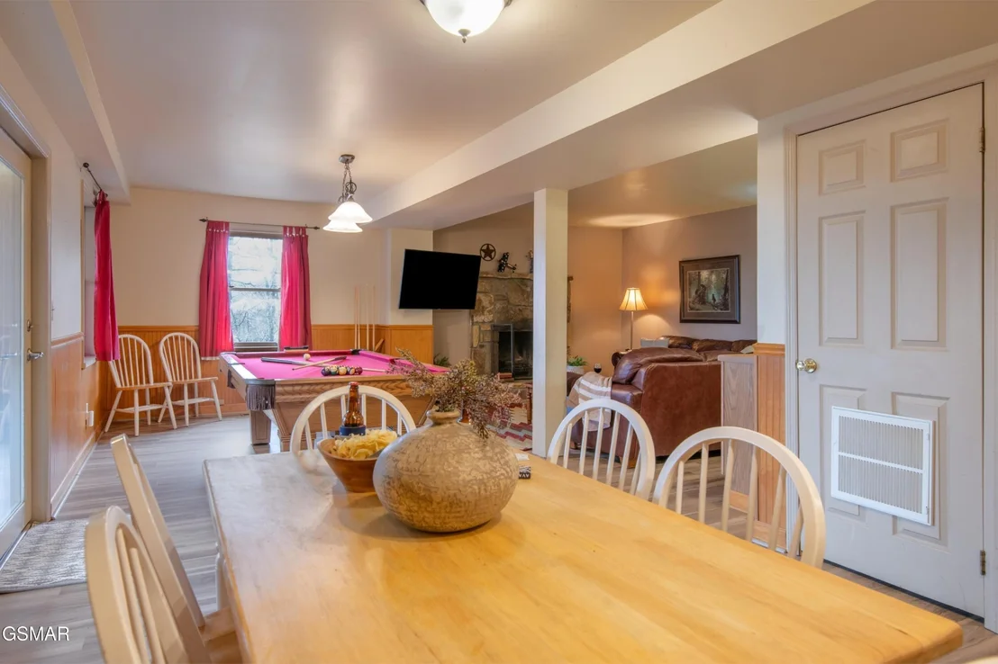 Photo of 2616 Sunset Circle