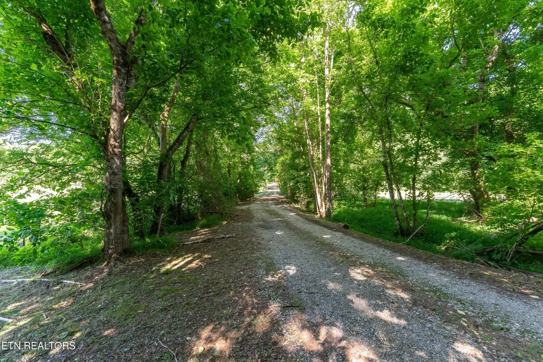 Photo of 1921 Sockless Rd