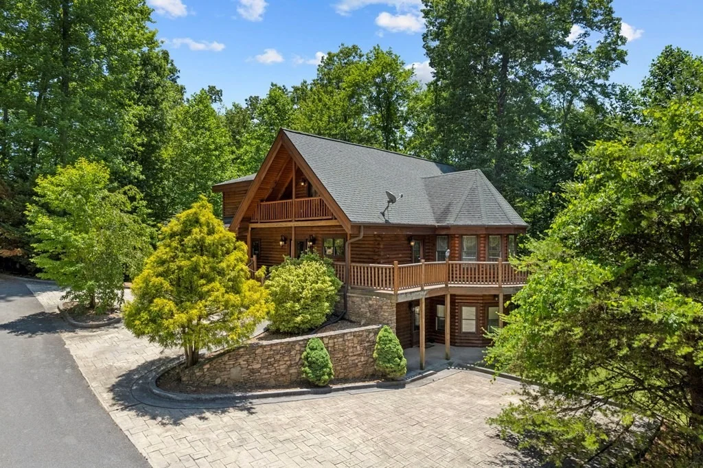 Photo of 2228 Legend Drive